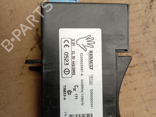 Card reader RENAULT LAGUNA II (BG0/1_) | BP33721245E4 - Image 3