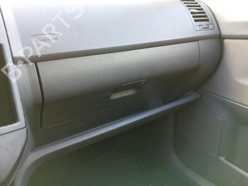 Used Glove box VW POLO (9N_, 9A_) 1.4 TDI (80 hp) 25002829
