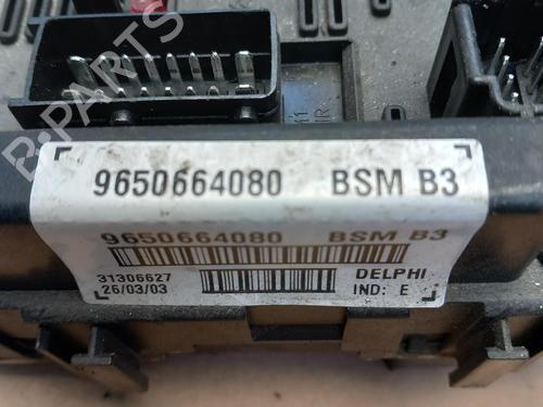 fuse-box-peugeot-307-3ac-2000-2001-2002-2003-2004-2005-2006-2007-2008-2009-2010-2011-2012-40053860 main image