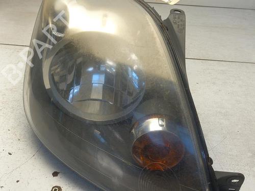 Right headlight FORD FIESTA V (JH_, JD_) 1.4 TDCi | BP21325073C29 