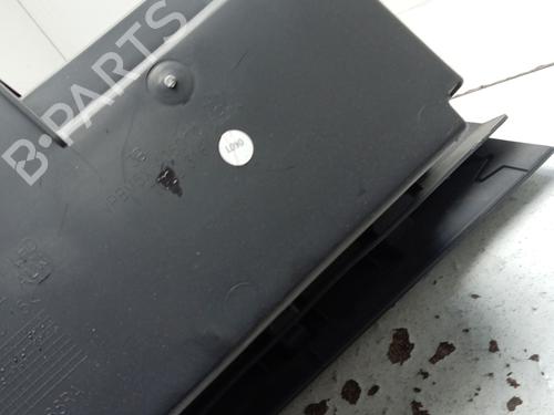 Used Glove box Glove box FORD FOCUS III 1.6 TDCi (115 hp) 30112318 30112318