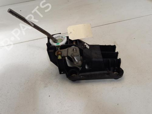 Used Gear lever CITROËN C3 II (SC_) 1.4 HDi 70 (SC8HZC, SC8HR0, SC8HP4) (68 hp) 21323410
