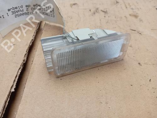 Éclairage de plaque d'immatriculation Éclairage de plaque d'immatriculation CITROËN C4 Picasso II 1.6 HDi / BlueHDi 115 (115 hp) 33721230 33721230