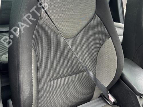 Right front seat PEUGEOT 308 SW I (4E_, 4H_) 1.6 HDi | BP27527797C16