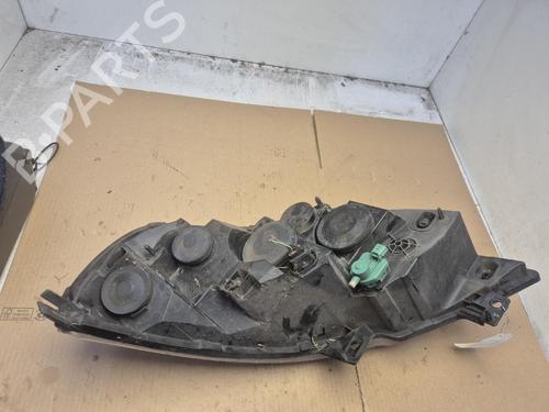 Used Right headlight Right headlight RENAULT MASTER III Van (FV) 2.3 dCi 165 RWD (FV0P, FV0U, FV10, FV12, FV1E) (163 hp) 40539577 40539577