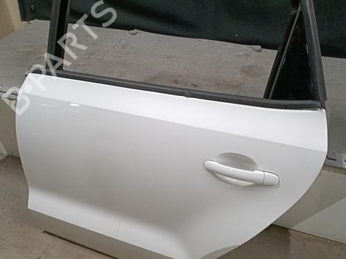 Used Left rear door VW POLO V (6R1, 6C1) 1.4 TDI (90 hp) 22241552