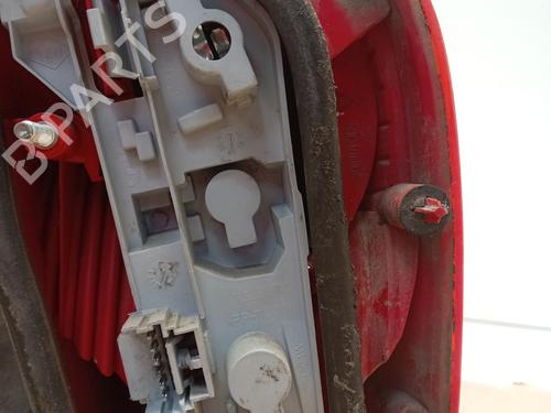 left-taillight-renault-modus-grand-modus-fjp0_-2004-31975057 main image