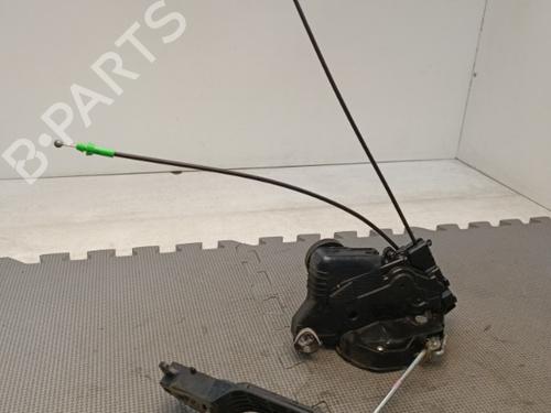 Used Front right lock TOYOTA YARIS (_P9_) 1.4 D-4D (NLP90_, NLP90R) (90 hp) 21325813