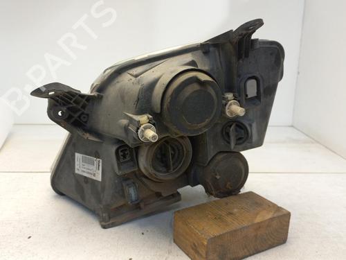 Used Right headlight Right headlight OPEL MERIVA A MPV (X03) 1.6 16V (E75) (100 hp) 21324208 21324208
