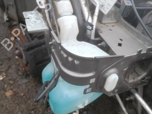 Used Windscreen washer tank PEUGEOT 208 I (CA_, CC_) 1.2 VTI 82 (82 hp) 23805488
