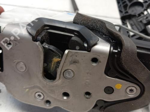 front-right-lock-opel-astra-j-p10-2009-2010-2011-2012-2013-2014-2015-2016-29319109 main image