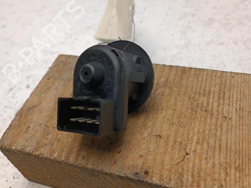 Used Mirror switch Mirror switch RENAULT CLIO III (BR0/1, CR0/1) 1.5 dCi (BR17, CR17) (86 hp) 22130167 22130167