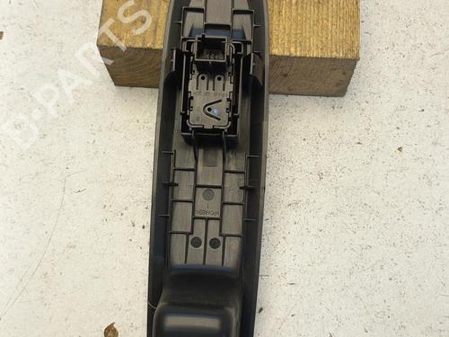 Used Right front window switch CITROËN C4 II (NC_) 1.6 HDi 90 (92 hp) 21326360