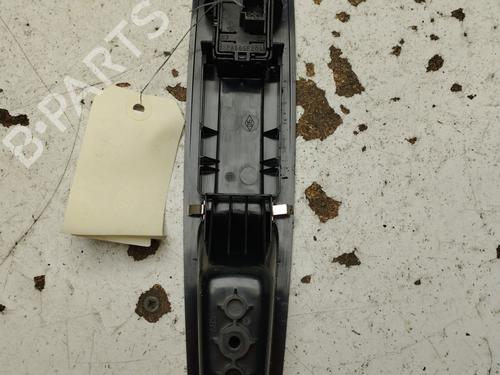 Right front window switch RENAULT MEGANE III Hatchback (BZ0/1_, B3_) 1.5 dCi (BZ09, BZ0D, BZ1W, BZ29, BZ14) | BP31864491I26
