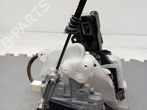 front-right-lock-vw-passat-b7-variant-365-2010-2011-2012-2013-2014-2015-23949231 main image