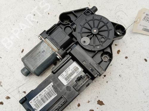 Vindusheismotor venstre foran RENAULT SCÉNIC I MPV (JA0/1_, FA0_) 1.9 dCi (JA05, JA1F) (102 hp) 29506877