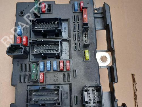 Used Fuse box Fuse box PEUGEOT 206+ (2L_, 2M_) 1.4 HDi eco 70 (68 hp) 40053861 40053861