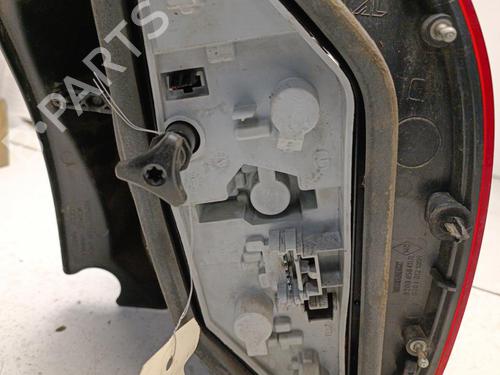 Venstre baglygte RENAULT MODUS / GRAND MODUS (F/JP0_) 1.5 dCi (FP0F, JP0F) (86 hp) 21322837