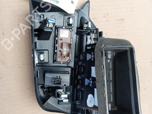 Used Air vent Air vent CITROËN C4 Picasso II 1.6 HDi / BlueHDi 115 (115 hp) 33468718 33468718