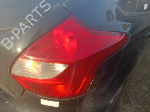 Used Right taillight FORD FOCUS III 1.6 TDCi (115 hp) 23805393