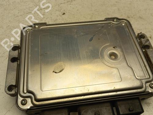 Used Control unit RENAULT SCÉNIC II (JM0/1_) 1.9 dCi (JM0G, JM12, JM1G, JM2C) (120 hp) 21325328