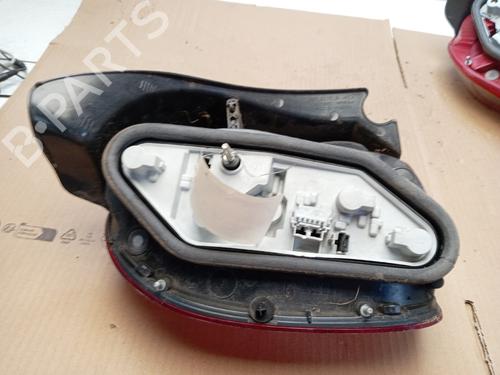 right-taillight-renault-modus-grand-modus-fjp0_-2004-36168366 main image