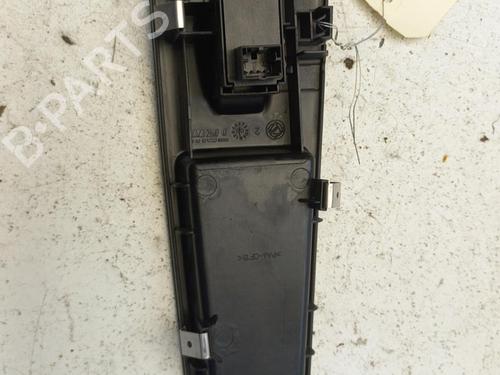Used Right front window switch Right front window switch FIAT GRANDE PUNTO (199_) 1.3 D Multijet (199.AXD11, 199.AXD1A, 199.AXD1B,... (90 hp) 22130010 22130010