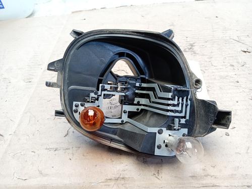 Used Lamp holder PEUGEOT 208 I (CA_, CC_) 1.2 VTI 82 (82 hp) 27344245