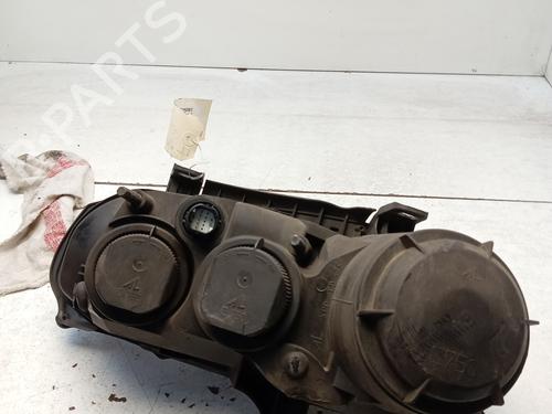 Right headlight ALFA ROMEO 159 Sportwagon (939_) 1.9 JTDM 16V (939BXC1B) | BP29758940C29
