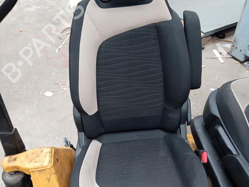 Used Right front seat CITROËN C4 Picasso II 1.6 HDi / BlueHDi 115 (115 hp) 32753936