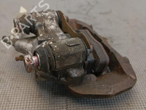 Used Right front brake caliper Right front brake caliper RENAULT SUPER 5 (B/C40_) 1.4 (B/C40M) (60 hp) 22131337 22131337