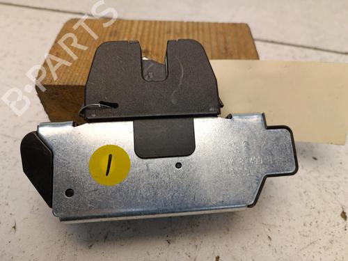 Used Tailgate lock PEUGEOT 3008 I MPV (0U_) 1.6 HDi (109 hp) 21322813