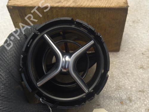Used Air vent MERCEDES-BENZ CLA Coupe (C117) CLA 200 CDI / d (117.308) (136 hp) 21325549