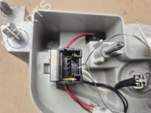 right-tailgate-light-peugeot-508-sw-i-8e_-2010-2011-2012-2013-2014-2015-2016-2017-2018-24147354 main image
