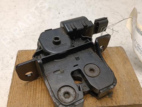 Used Tailgate lock Tailgate lock RENAULT MEGANE III Grandtour (KZ0/1) 1.5 dCi (KZ1M, KZ1W, KZ0R) (106 hp) 21322863 21322863