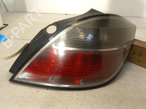 Used Right taillight Right taillight 21323100 21323100