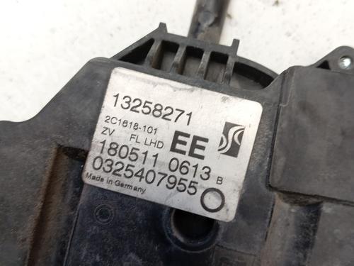 Front left lock OPEL CORSA D (S07) 1.3 CDTI (L08, L68) | BP29319123C98 