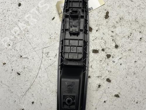 Used Right front window switch CITROËN C4 I (LC_) 1.6 HDi (90 hp) 22130572