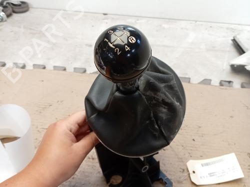 Used Gear lever FIAT 500 (312_) 1.3 D Multijet (312AXE1A) (95 hp) 27578670