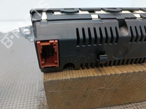 Used Display monitor Display monitor CITROËN C3 II (SC_) 1.4 HDi 70 (SC8HZC, SC8HR0, SC8HP4) (68 hp) 21322654 21322654