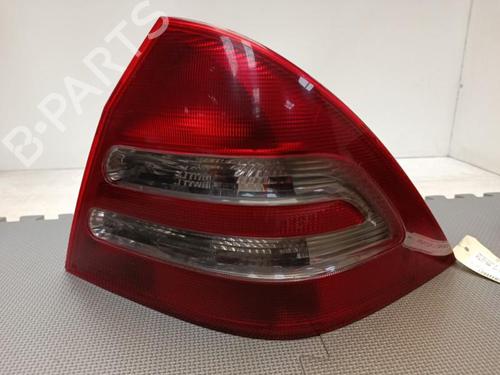 Right taillight MERCEDES-BENZ C-CLASS (W203) C 200 CDI (203.004) | BP21322668C35 