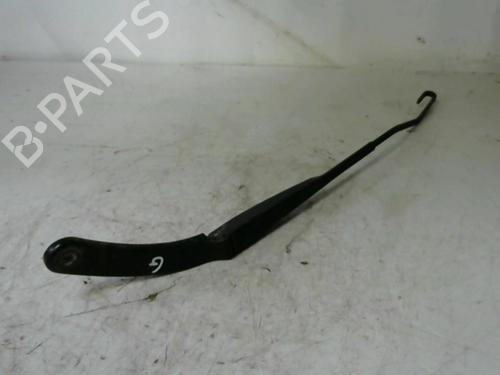 Used Front windshield wiper arm RENAULT MEGANE II (BM0/1_, CM0/1_) 1.5 dCi (BM02, BM13, BM2A, CM02, CM13) (101 hp) 27816664