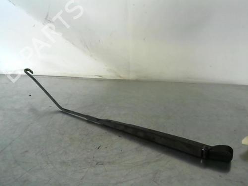 Used Front windshield wiper arm CITROËN C3 I (FC_, FN_) 1.4 i (73 hp) 29605500