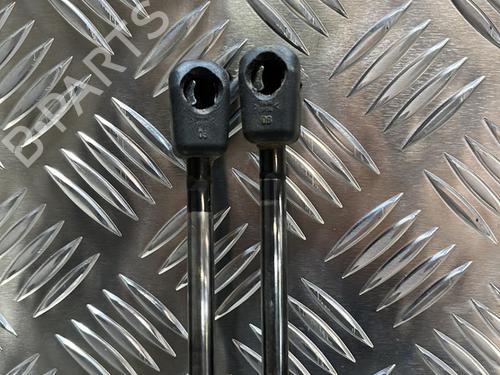 Used Tailgate lift support Tailgate lift support RENAULT CLIO III Grandtour (KR0/1_) 1.2 16V (KR0P) (101 hp) 21515453 21515453