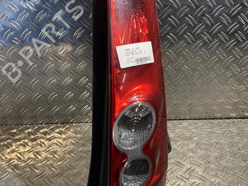 Used Right taillight FORD FIESTA V (JH_, JD_) 1.4 TDCi (68 hp) 21507285