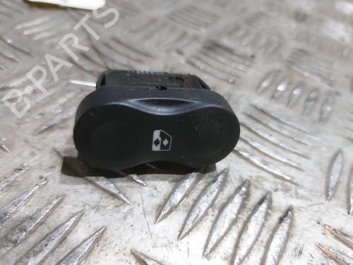 Used Right front window switch Right front window switch DACIA DUSTER (HS_) 1.5 dCi 4x4 (HSMC, HSMD) (110 hp) 21509286 21509286