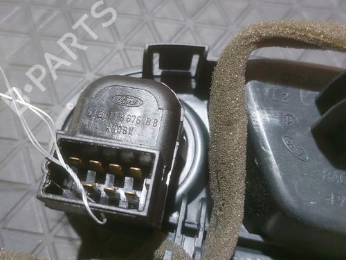 Used Front right interior door handle Front right interior door handle FORD FIESTA VI (CB1, CCN) 1.4 TDCi (70 hp) 30956321 30956321