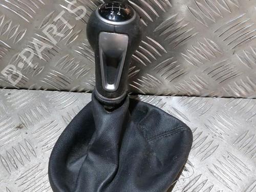 Used Shift knob Shift knob SEAT LEON (1P1) 1.6 TDI (105 hp) 21512422 21512422