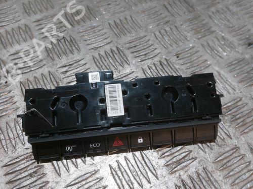 Used Warning switch RENAULT CLIO V (B7_) 1.0 TCe 90 (B7MT) (91 hp) 21797104