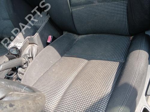 Used Left front seat PEUGEOT 407 (6D_) 2.0 HDi (6DRHRH) (140 hp) 21505496